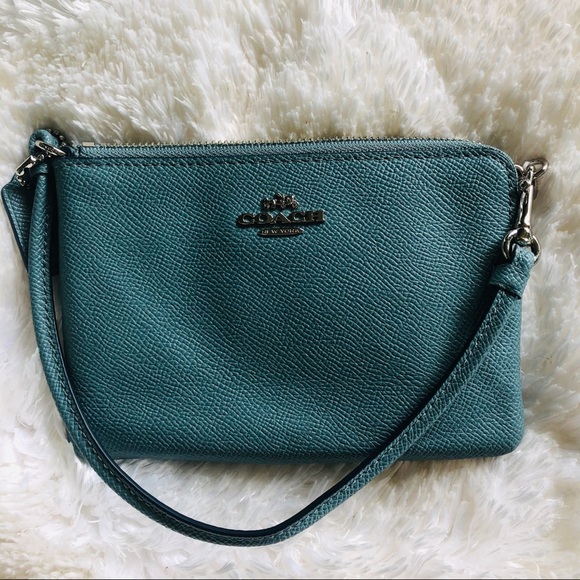 Coach Handbags - coach wrislet